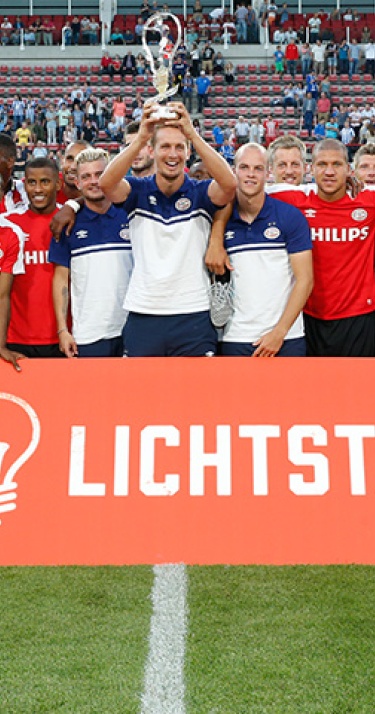 PSV wint Lichtstadderby 2015: 4-0 