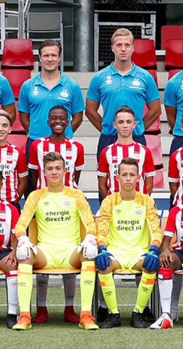 Spectaculaire comeback PSV O14 in topper