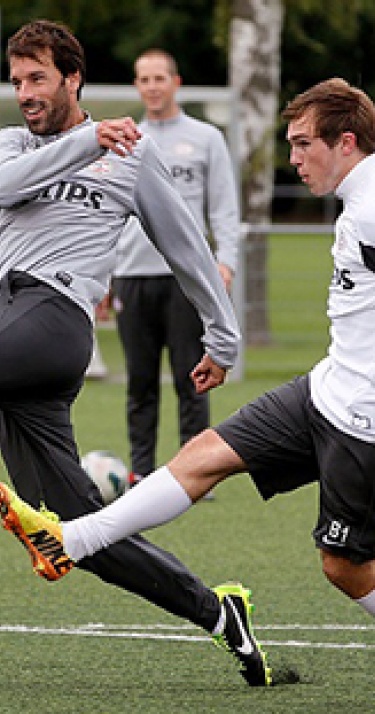 PSV-helden toegelaten tot trainerscursus