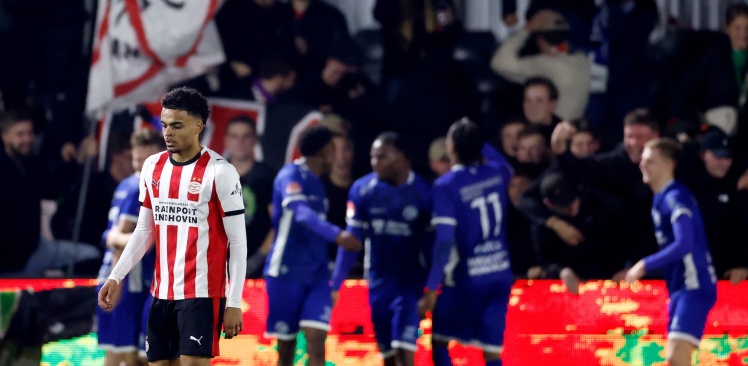 Wedstrijdverslag | Jong PSV geeft overwinning in slotfase uit handen