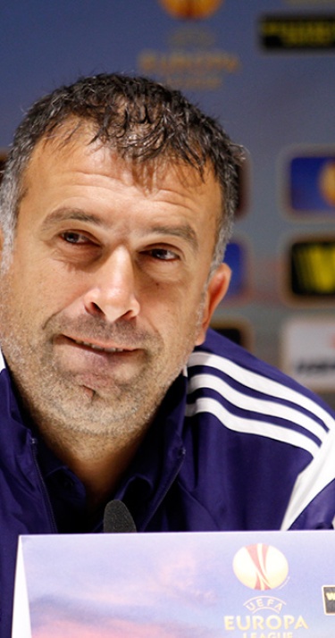 Tegenstander Panathinaikos kijkt vooruit