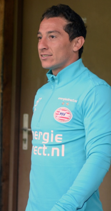 Na Moreno sluit ook Guardado aan