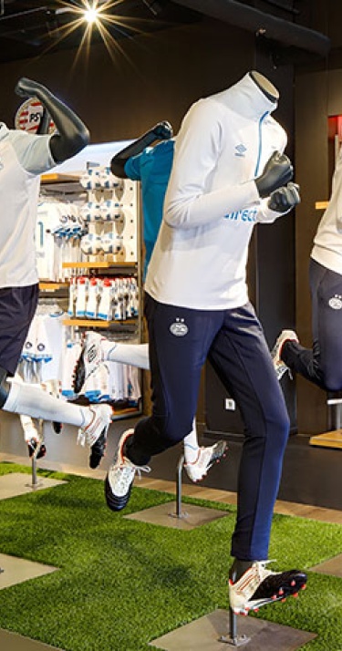 Nieuwe openingstijden FANstore in 2019 