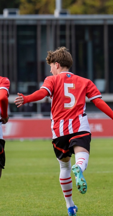 Jeugduitslagen | Alle academy-teams zegevieren, hattrick aan overwinningen op AZ 