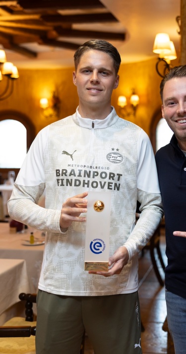 Nieuws | Joey Veerman verkozen tot speler van de maand december