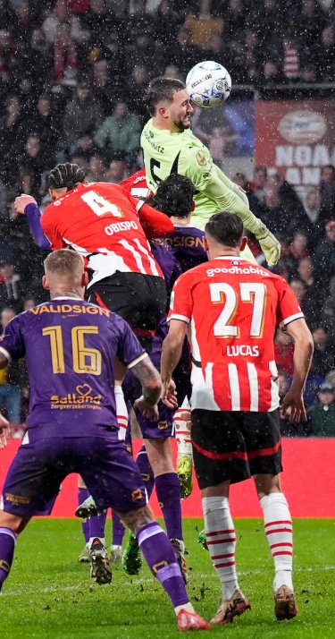 Persconferentie | ‘Dat moeten we omzetten in daadkracht en revanchegevoelens’ 