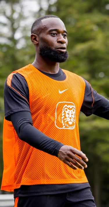 Nieuws | Geertruida verlaat selectie Oranje en keert terug naar Eindhoven