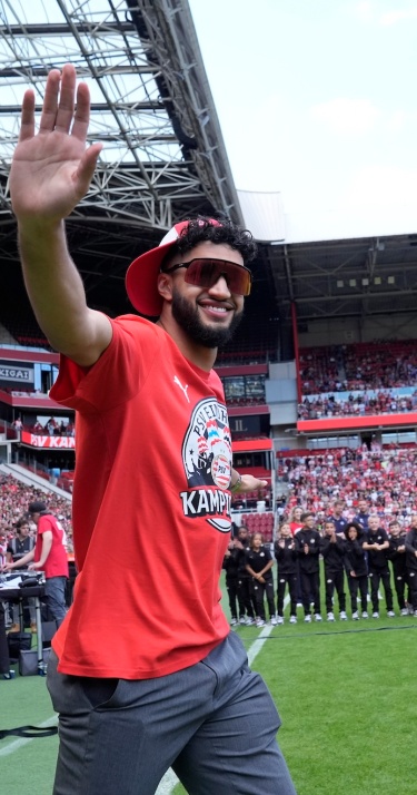 Beelden van net in het Philips Stadion