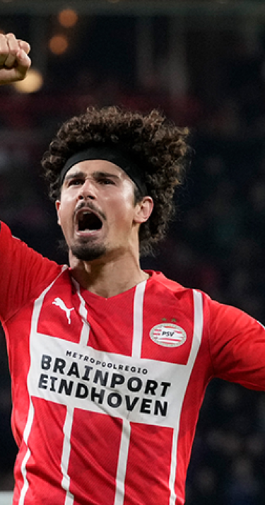 PSV scoort drie keer in vijf minuten en wint van PEC Zwolle