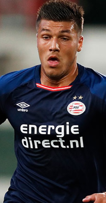 Jong PSV heeft Piroe terug tegen N.E.C.