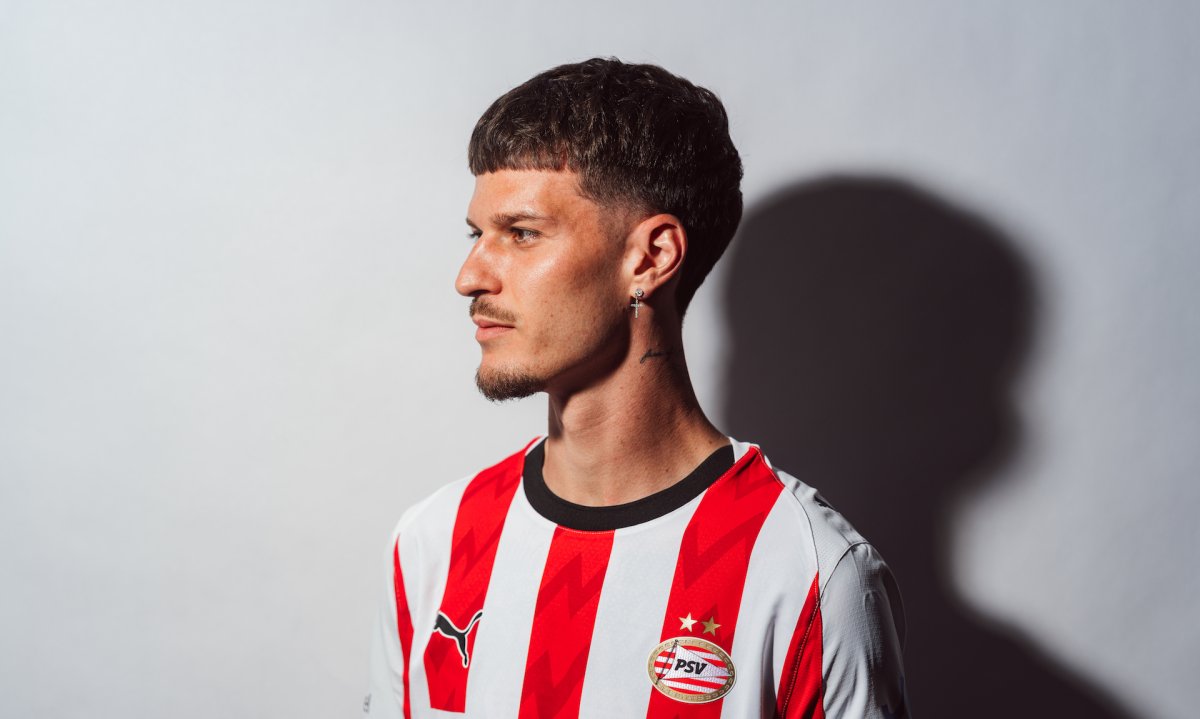 Romanian Star Dennis Man Joins PSV in Exciting Move