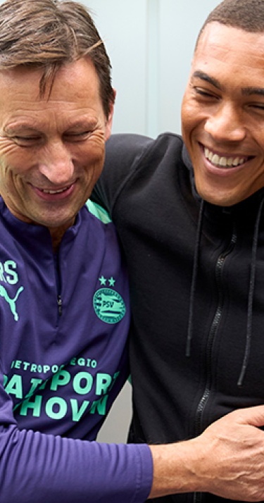 In Beeld | De eerste dag van aanwinst Carlos Vinícius