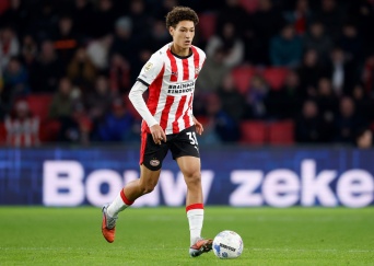 Noticias | El PSV incorpora nuevos talentos a su primer equipo y da la bienvenida a un entrenador asistente