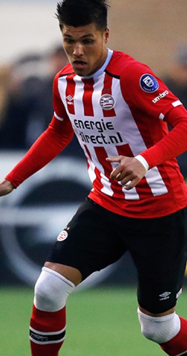 PSV O19 declasseert Ajax en wint Super Cup: 0-5