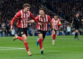 Liveblog | Zwaarbevochten maar verdiend; PSV verslaat FC Porto