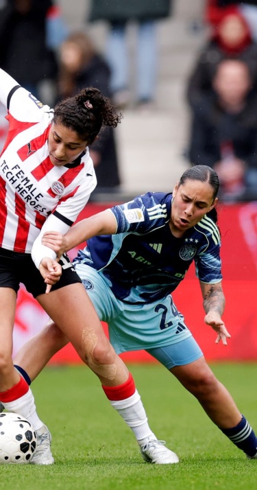 Wedstrijdverslag | PSV Vrouwen houdt punt over aan topper tegen Ajax   