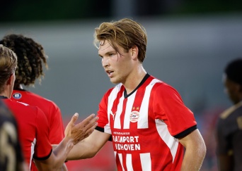 Transfer | Joël van den Berg maakt overstap naar Celtic FC