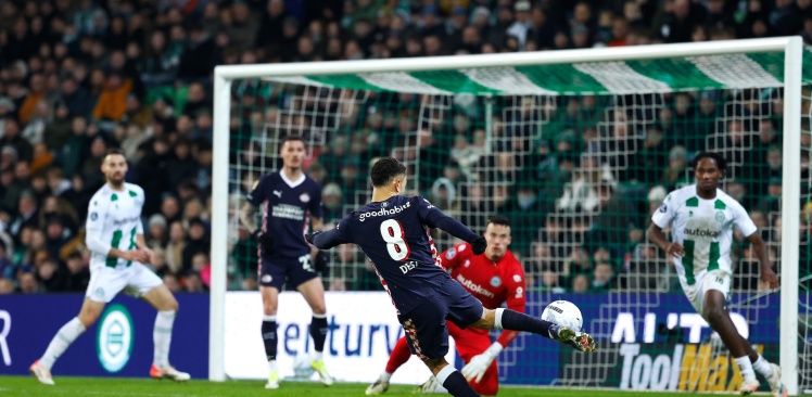 Nabeschouwing | PSV bouwt record verder uit en boekt zestiende uitzege op rij