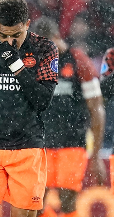 PSV zakt verder weg na verlies bij Feyenoord