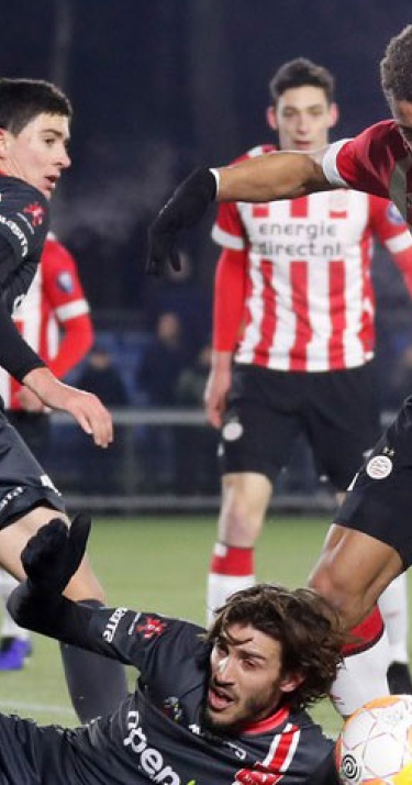 IN BEELD | Jong PSV opnieuw gelijk