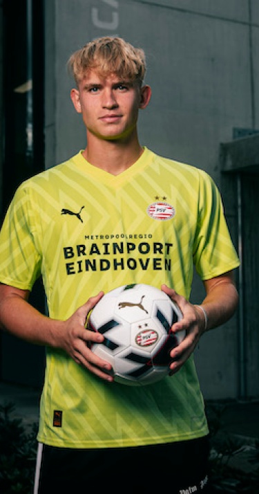 Transfer | PSV versterkt O18 met Mikkel Markdal