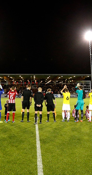 Jong PSV ontvangt Telstar