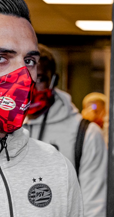 Zahavi en Teze testen positief op Corona