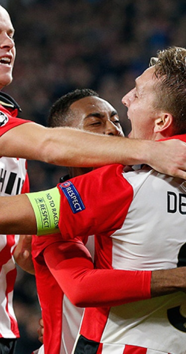 PSV jaagt tegen Atlético op honderdste goal