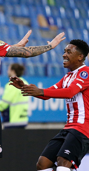 PSV in Europees systeem met Pereiro en Bergwijn