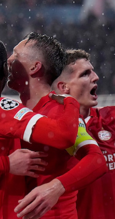 Liveblog | PSV boekt belangrijke zege op RC Lens in UEFA Champions League