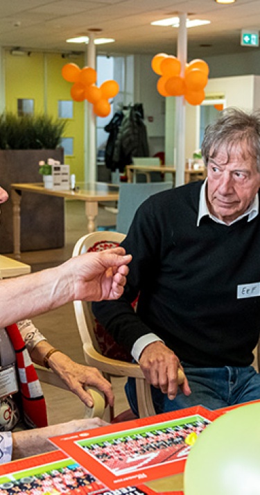 Met Tikkie Terug maakt PSV Foundation dementie bespreekbaar 