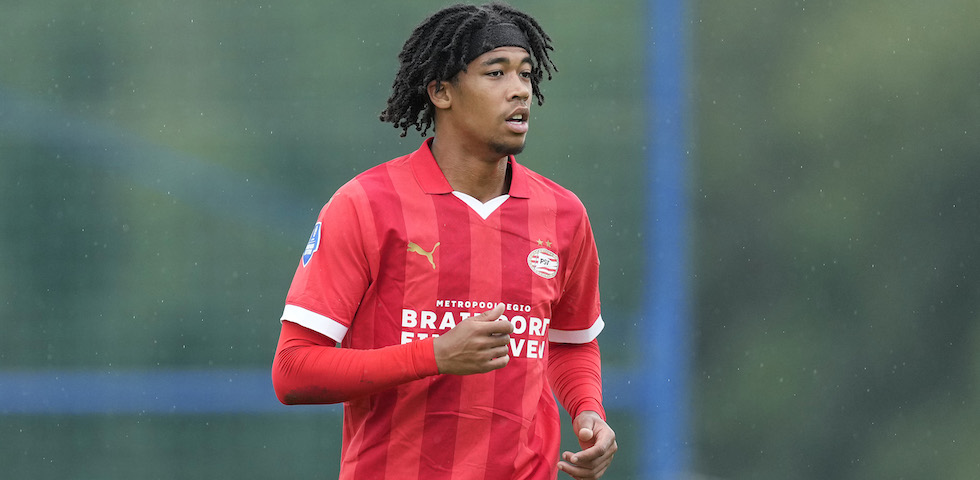 PSV - Transfer | Comenencia verlaat PSV voor Juventus