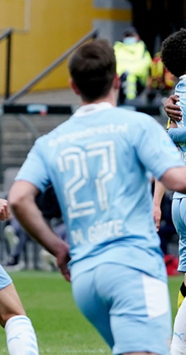 PSV terug op plaats twee na zege op VVV