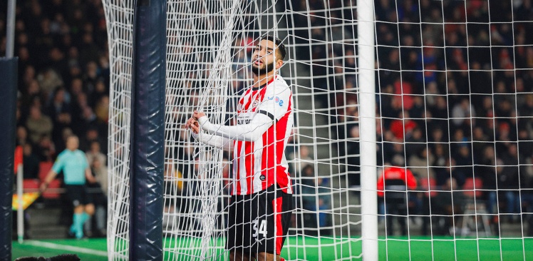 Liveblog | PSV komt niet verder dan gelijkspel tegen NAC Breda na moeizame avond