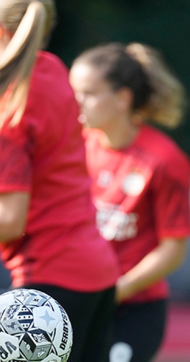 PSV Vrouwen voetbalt tegen Heerenveen, tickets verkrijgbaar 