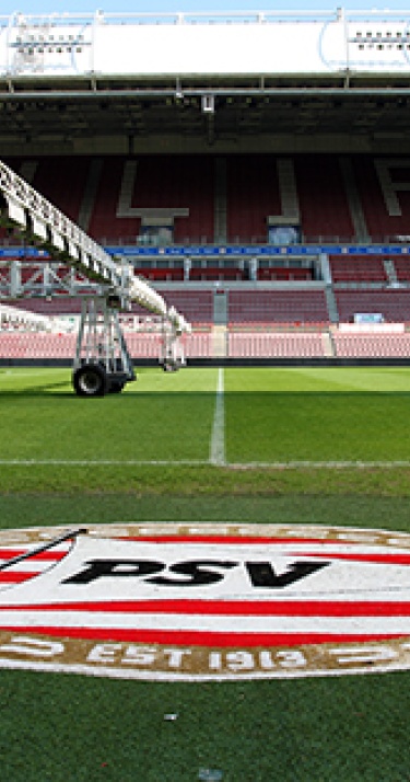 Hoofdcoach Phillip Cocu ondergaat rugoperatie