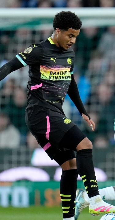 Persconferentie | 'Als je hem ziet spelen, weet je weer wat je drie maanden hebt gemist'