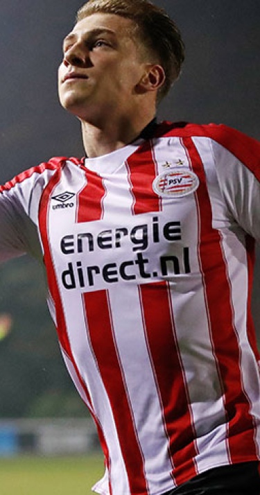 Jong PSV walst over Telstar heen: 6-0