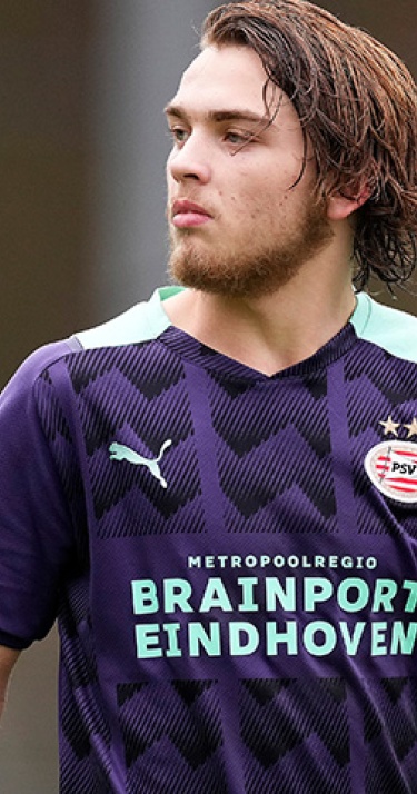 Jong PSV Vrouwen wint topper, PSV O17 op schot in Doetinchem