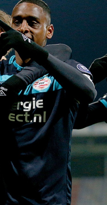 Jong PSV met fitte groep naar Spakenburg