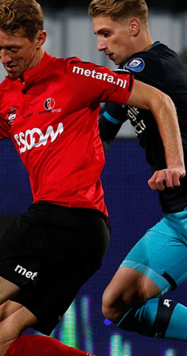 Jong PSV verliest in Helmond