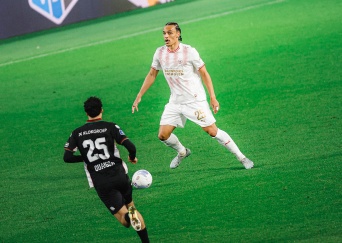 Liveblog | PSV komt tekort in thuisduel met N.E.C. en verliest met 3-2