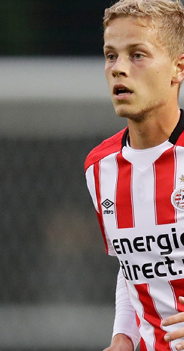 Jong PSV met Lammers en Rigo in stadsderby