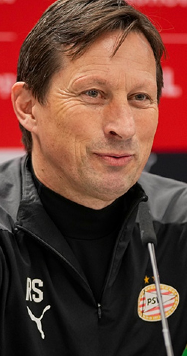 Schmidt verwacht veel strijd in Tilburg: ‘Er staat veel op het spel’ 