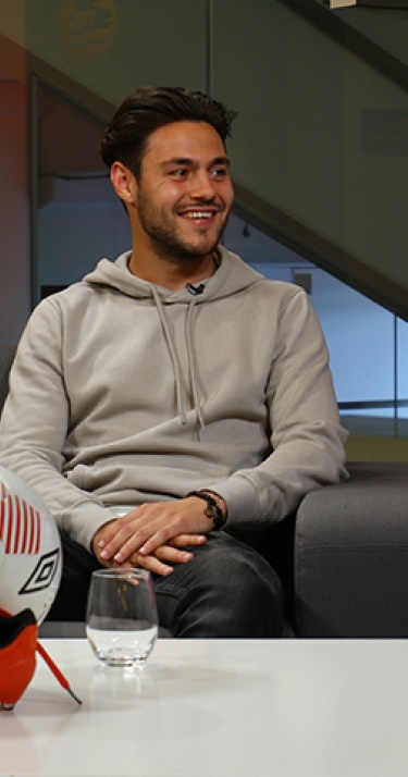 Ploegsma en Van Vlerken bij PSV TV