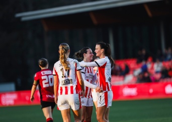 Wedstrijdverslag | PSV Vrouwen bekert verder na ruime overwinning op FC Rijnvogels 