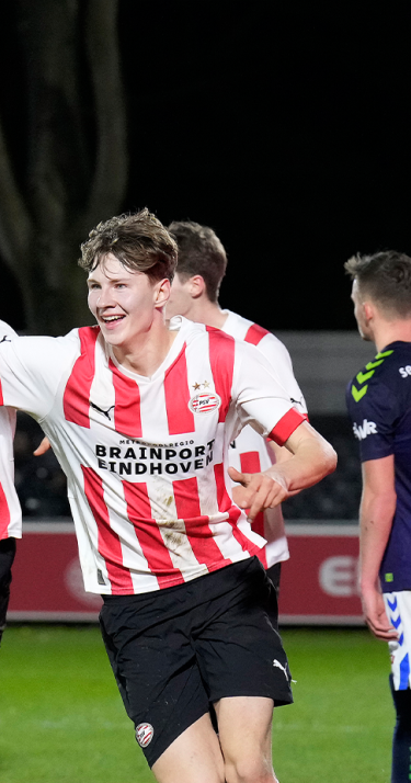 Keuken Kampioen Divisie | Jong PSV draait achterstand om en wint van De Graafschap