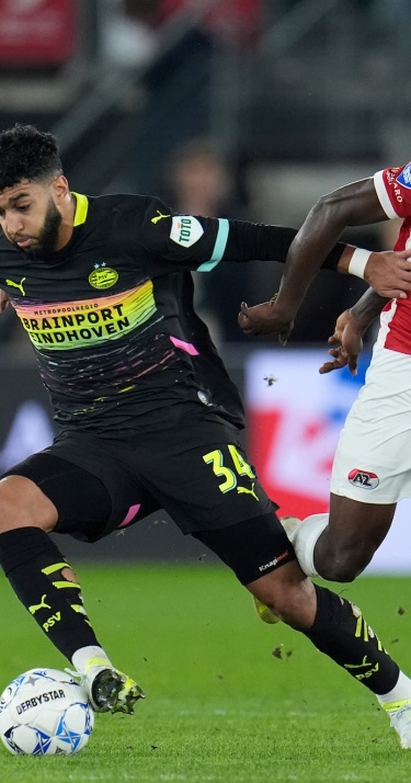 Ismael Saibari in duel met Ernest Poku