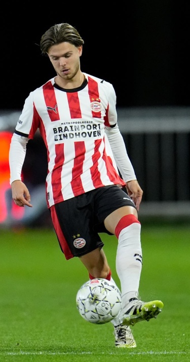 Nieuws | PSV neemt afscheid van vijf spelers beloftenploeg