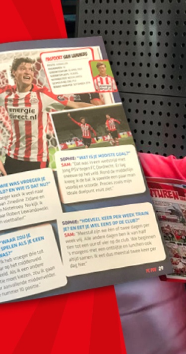 FC PSV Magazine in de bus